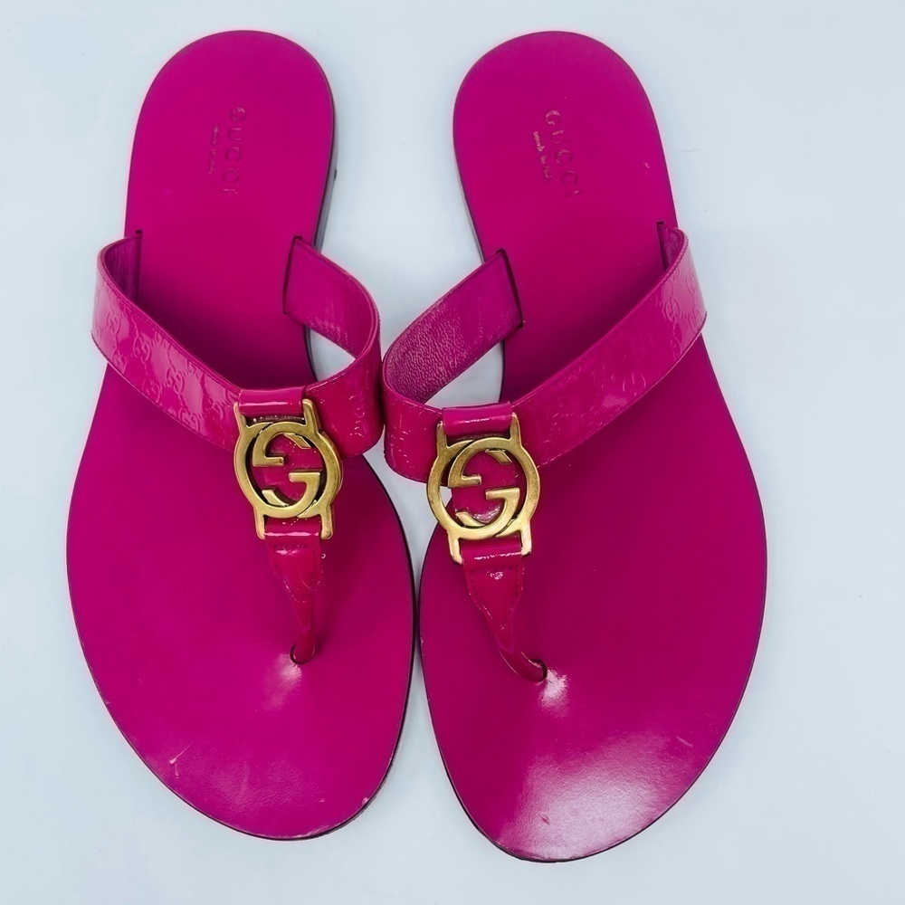Gucci Fuschia Pink vernice crystal leather micro Guccisima sandals EU 37 US 7